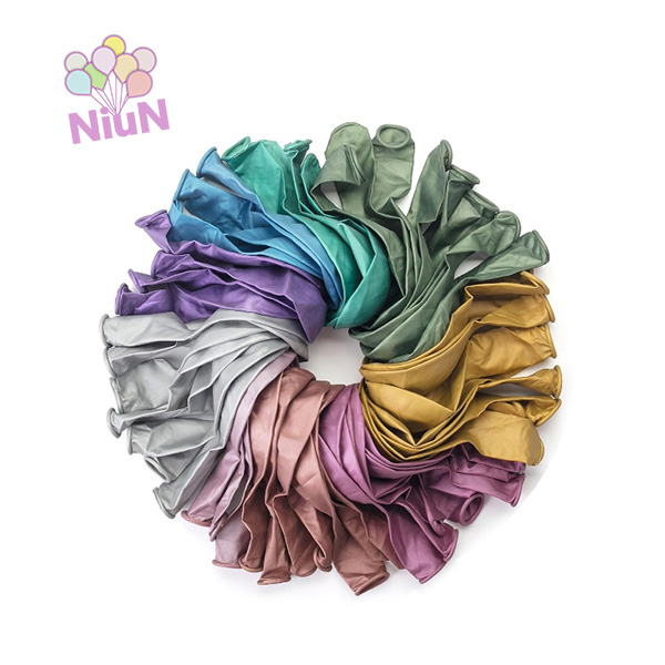 ধাতব ল্যাটেক্স বেলুন